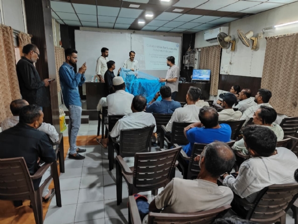 દરિયાઈ સંરક્ષણ માટે પોરબંદર- વેરાવળના માછીમારો અને WWF India વચ્ચે ઐતિહાસિક કરાર. દરિયાઈ સંરક્ષણ માટે પોરબંદર- વેરાવળના માછીમારો અને WWF India વચ્ચે ઐતિહાસિક કરાર.