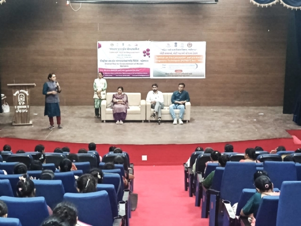 વિજાપુરમાં PCPNDT એક્ટ અંગે જાગૃતિ સેમિનાર યોજાયો, બાળ અધિકારો અને સ્ત્રી જન્મદર સુધારણા પર ભાર વિજાપુરમાં PCPNDT એક્ટ અંગે જાગૃતિ સેમિનાર યોજાયો, બાળ અધિકારો અને સ્ત્રી જન્મદર સુધારણા પર ભાર