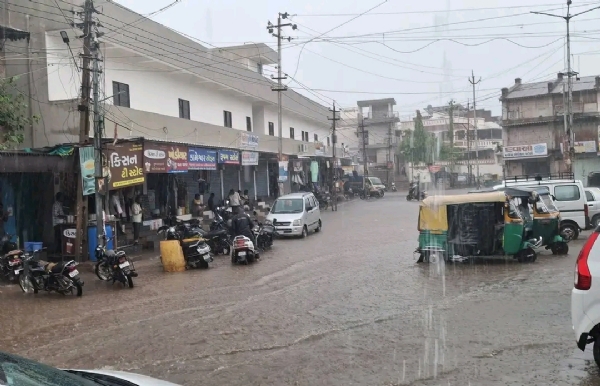 મહેસાણામાં આગામી 48 કલાક ભારે વરસાદની આગાહી, કલેક્ટરની નાગરિકોને સતર્ક રહેવા અપીલ મહેસાણામાં આગામી 48 કલાક ભારે વરસાદની આગાહી, કલેક્ટરની નાગરિકોને સતર્ક રહેવા અપીલ