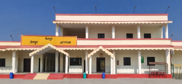 જેતપુર રેલવે સ્ટેશનથી હવે બેગ્ડ ગુડ્સનું રેલ માર્ગે માલ પરિવહન શરૂ