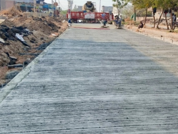 ભૂજમાં રિંગરોડના રિનોવેશનની કામગીરી