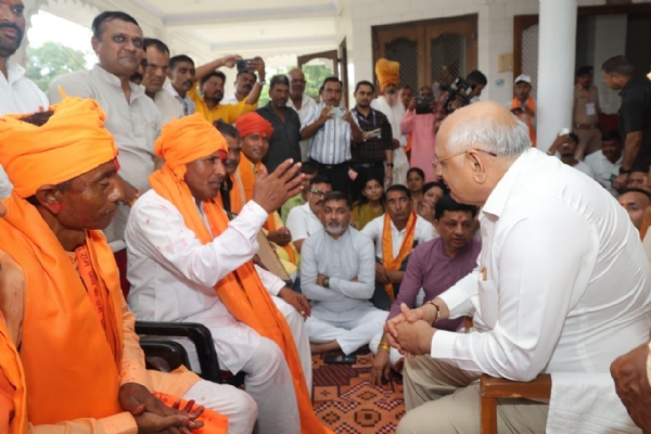 Chief Minister participated in the Guru Purnima celebrations at Lusadiya