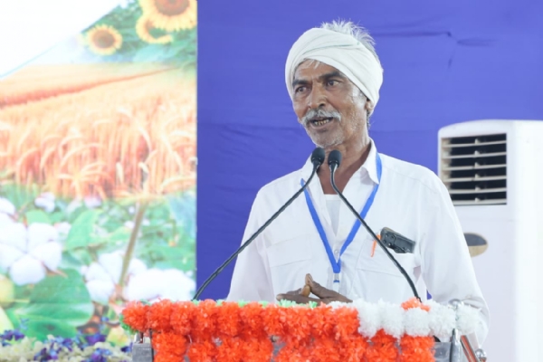 ખેડૂત પોપટભાઈ સોલંકી ખેડૂત પોપટભાઈ સોલંકી