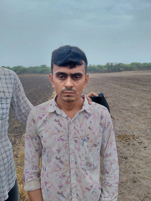 માધવપુર નજીક કારની ટક્કરે મહિલા કોન્સ્ટેબલનું મોત.