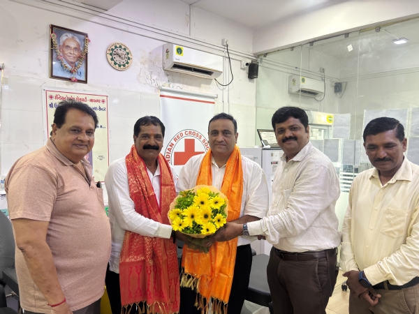 133 એકવાર રક્તદાન કરનાર પ્રવીણભાઈ 133 એકવાર રક્તદાન કરનાર પ્રવીણભાઈ