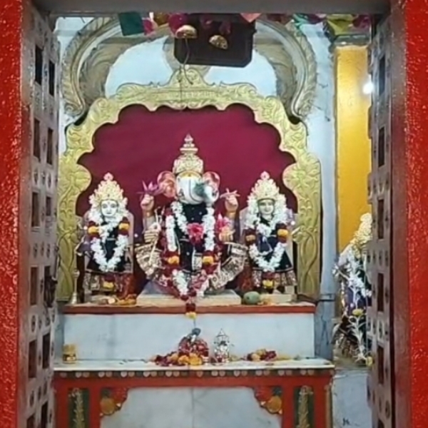 ગણપતિ બાપ્પા ગણપતિ બાપ્પા