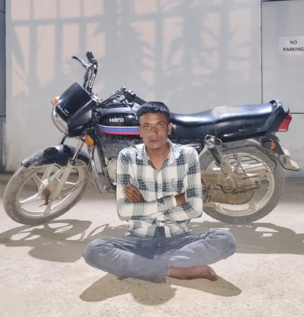 બાઈક ચોરી કેસમાં પકડાયેલ આરોપી બાઈક ચોરી કેસમાં પકડાયેલ આરોપી