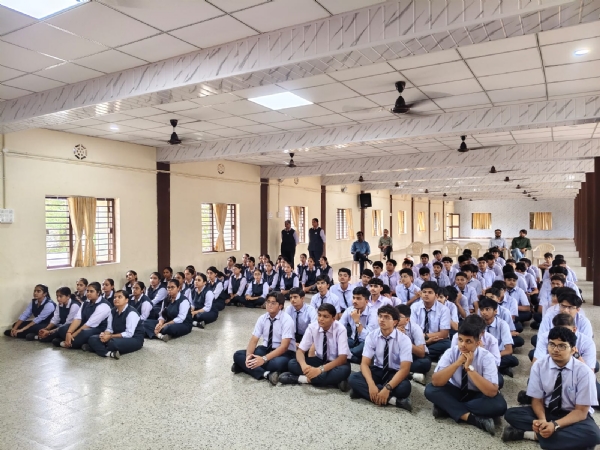 જેસીઆઈ પોરબંદર પ્લસ દ્વારા ‘Empowering Youth’ સેમિનાર યોજાયો.