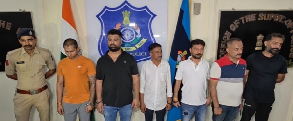 આરોપી આરોપી