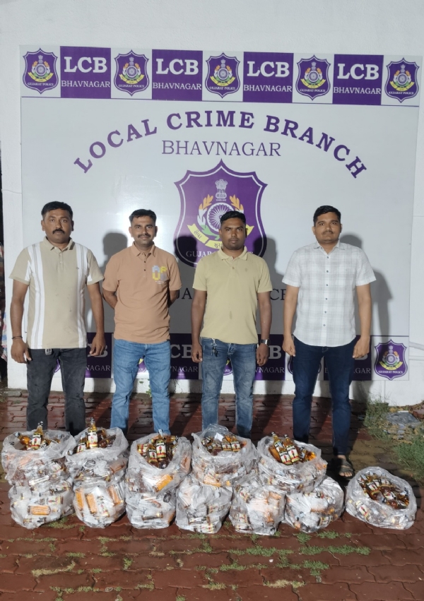 પકડાયેલ દારૂ નો જથ્થો પકડાયેલ દારૂ નો જથ્થો