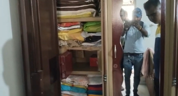 ચોરી ચોરી