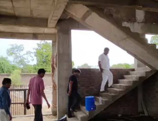 પાટણમાં વણકર સમાજ ભવનનું કામ પૂરજોશમાં, દિવાળી પહેલાં બે માળ તૈયાર કરવાનો સંકલ્પ