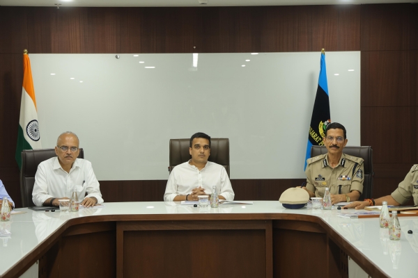 સુરક્ષા વ્યવસ્થા અને તૈયારીઓની સમીક્ષા