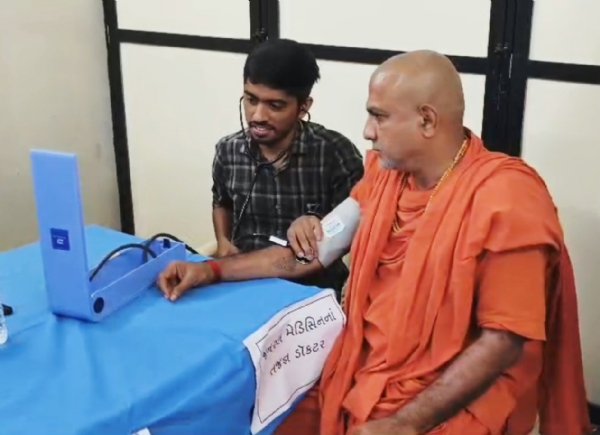 આમોદ સરકારી હોસ્પિટલમાં આયુષ્યમાન ભાવ આરોગ્ય શિબિર યોજાય હતી