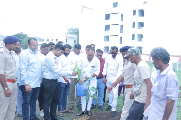 વન કવચ લોકાર્પણ કરવામાં આવ્યા