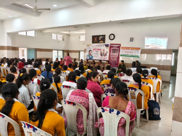 વેરાવળ ખાતે ‘મહિલા અને બાળ આરોગ્ય દિવસ’ની ઉજવણી વેરાવળ ખાતે ‘મહિલા અને બાળ આરોગ્ય દિવસ’ની ઉજવણી