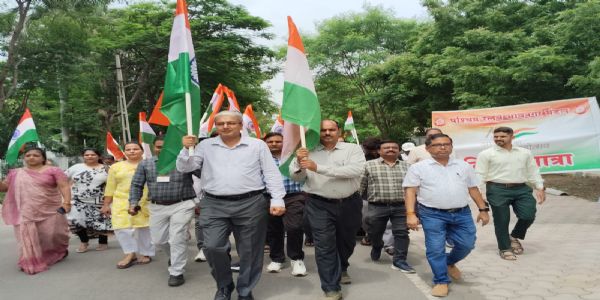 ભાવનગર મંડળમાં “હર ઘર તિરંગા” અભિયાન અંતર્ગત તિરંગા યાત્રાનું આયોજન