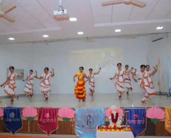 પાટણ BIPSમાં ‘દીક્ષા’ ઈન્વેસ્ટિચર સેરેમની યોજાઈ, વિદ્યાર્થીઓએ સંભાળી નેતૃત્વની જવાબદારી