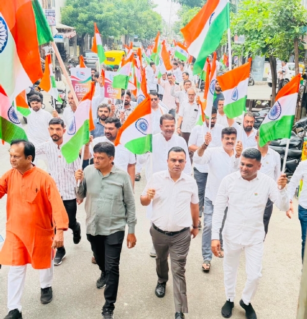 ભવ્ય તિરંગા યાત્રા