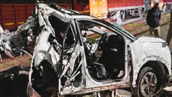 Accident on Pune-Satara highway, four dead