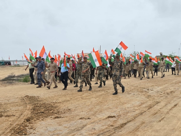 જખૌ બંદર તિરંગા યાત્રા યોજાઈ