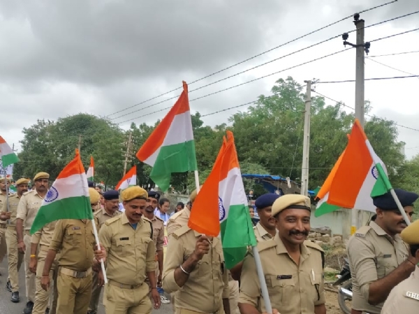 નલિયા ખાતે યોજાઈ તિરંગા યાત્રા