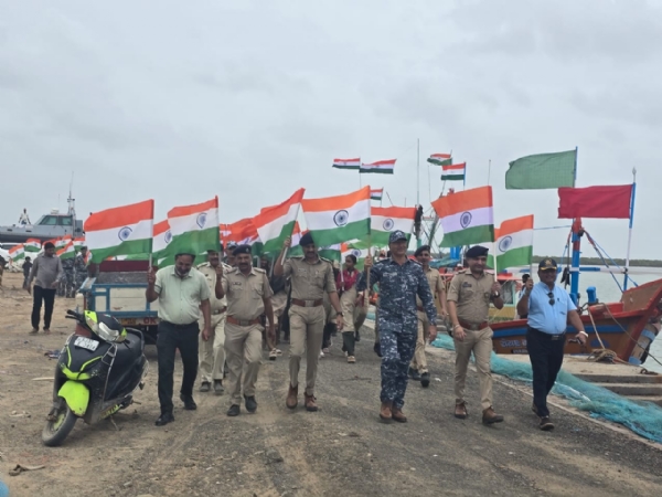 જખૌ બંદર તિરંગા યાત્રા યોજાઈ