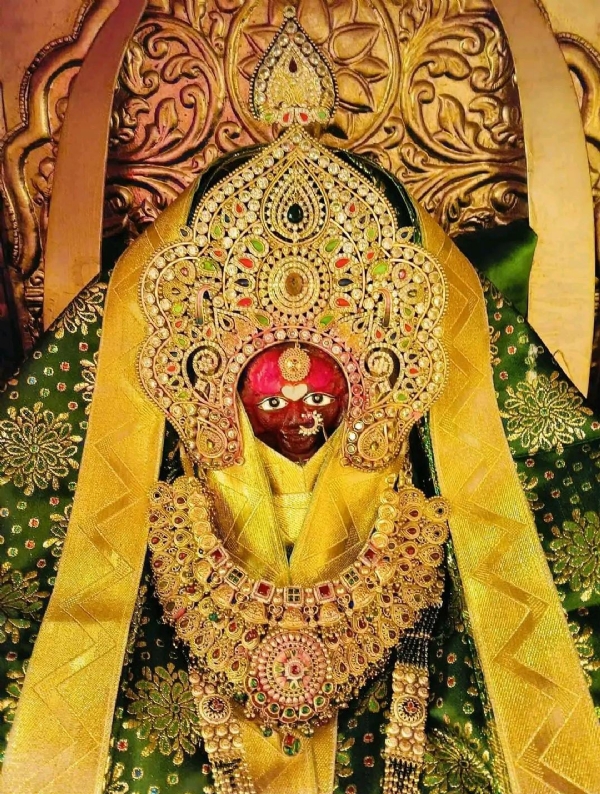 મહેસાણાના મરતોલીમાં 900 વર્ષ જૂની વરખડી નીચે બિરાજે છે મા ચેહર, ભક્તોની આસ્થાનું અનોખું ધામ