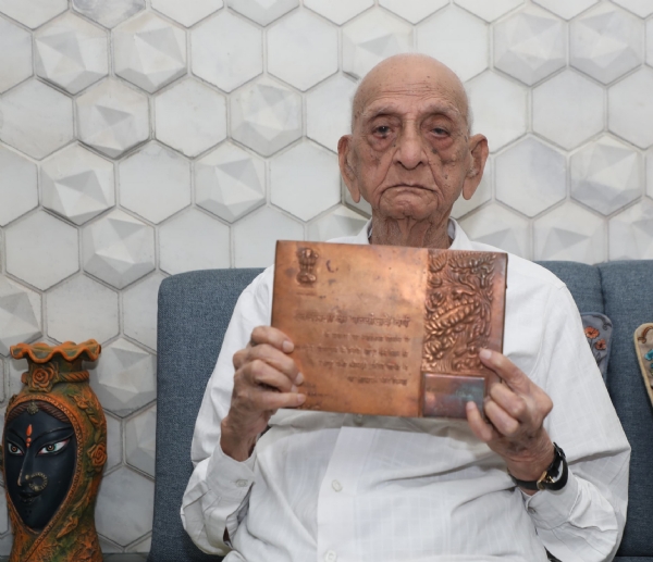 Bhawani Shankar Pandya A soldier of the freedom struggle, still as young in the service of the country today Bhawani Shankar Pandya A soldier of the freedom struggle, still as young in the service of the country today