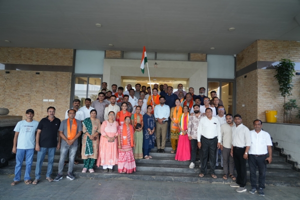 હર ઘર તિરંગા અભિયાન અંતર્ગત ધારાસભ્ય બલવંતસિંહના નિવાસસ્થાને રાષ્ટ્રધ્વજ લહેરાવ્યો