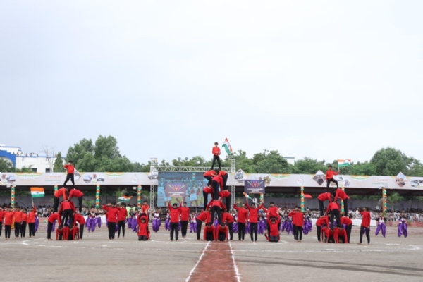 State-level celebration of 80th Independence Day in Amreli, Chief Minister Bhupendra Patel hoisted the flag