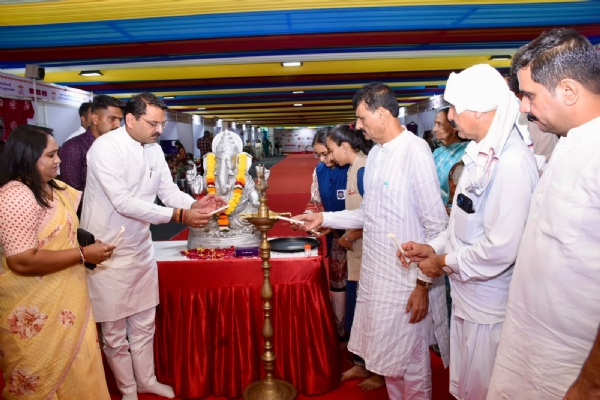 ગાંધીધામ રાખી મેળાનું આયોજન