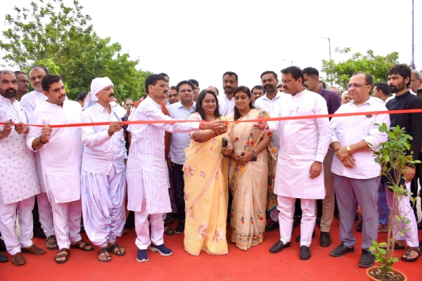 ગાંધીધામ રાખી મેળાનું આયોજન