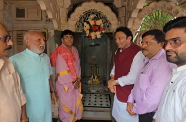 સિદ્ધપુરના ધારાસભ્ય બલવંતસિંહ રાજપૂતના જન્મદિને વટેશ્વર મહાદેવ મંદિરે ધાર્મિક કાર્યક્રમ