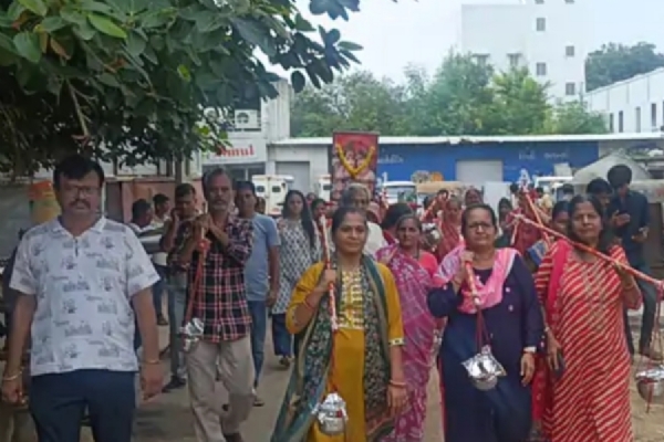 શ્રાવણના પ્રથમ સોમવારે શિવાલયોમાં ભક્તોની ભીડ