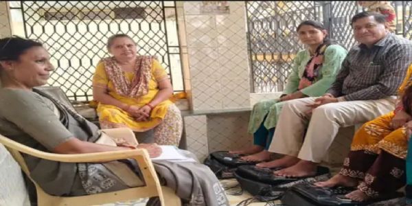 સિદ્ધપુરની વિજય લક્ષ્મી સોસાયટી ખાતે ધારાસભ્યના જન્મદિવસ નિમિત્તે નિઃશુલ્ક ફિઝિયોથેરાપી કેમ્પનું આયોજન કરવામાં આવ્યું