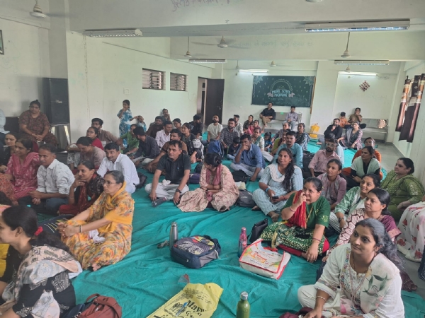 અંગ્રેજી ભાષાના શિક્ષકો ને ઓર્ડર અપાયા