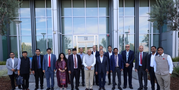 , Chief Minister and Gujarat delegation meet Micron and Google