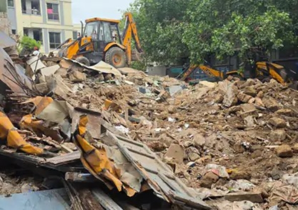 Demolition near Somnath Temple at midnight, Persian inscription broken