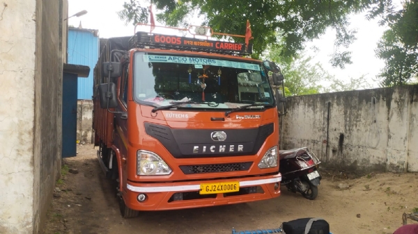 સિદ્ધપુર GIDCમાં LCB-ફૂડ વિભાગનો સંયુક્ત દરોડા: રૂ.22.37 લાખનું 14,709 કિલો શંકાસ્પદ તેલ સીઝ સિદ્ધપુર GIDCમાં LCB-ફૂડ વિભાગનો સંયુક્ત દરોડા: રૂ.22.37 લાખનું 14,709 કિલો શંકાસ્પદ તેલ સીઝ