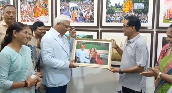 વિશ્વ ફોટોગ્રાફી દિવસ વિશ્વ ફોટોગ્રાફી દિવસ