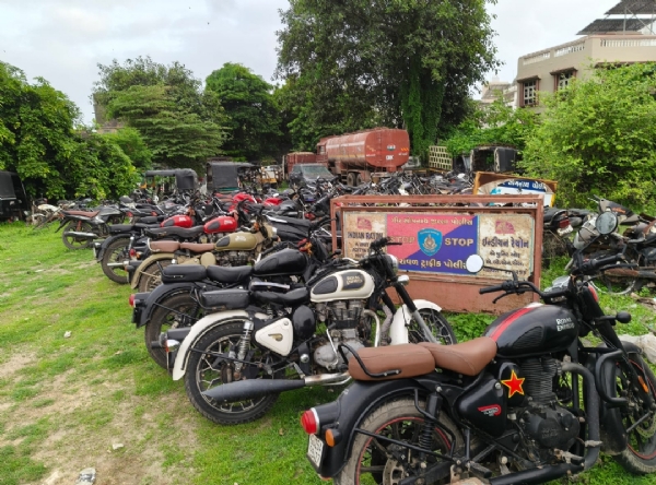 અનઅધિકૃત મોડીફાઇડ સાયલેન્સર ધરાવતા વાહનો