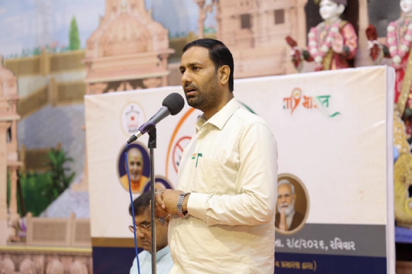 અમરેલીના BAPS સ્વામિનારાયણ મંદિરે રાજ્યમંત્રી કૌશિકભાઈ વેકરિયા જોડાયા, ‘નશામુક્ત યુવા વિકસિત ભારત સંકલ્પ અભિયાન’નો થયો શુભારંભ અમરેલીના BAPS સ્વામિનારાયણ મંદિરે રાજ્યમંત્રી કૌશિકભાઈ વેકરિયા જોડાયા, ‘નશામુક્ત યુવા વિકસિત ભારત સંકલ્પ અભિયાન’નો થયો શુભારંભ