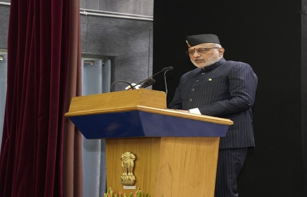 एलबीएसएनएए, मसूरी में 2024 बैच के आईएएस अधिकारी प्रशिक्षुओं के द्वितीय चरण के प्रशिक्षण के समापन कार्यक्रम को संबोधित करते उपराष्ट्रपति सी. पी. राधाकृष्णन।