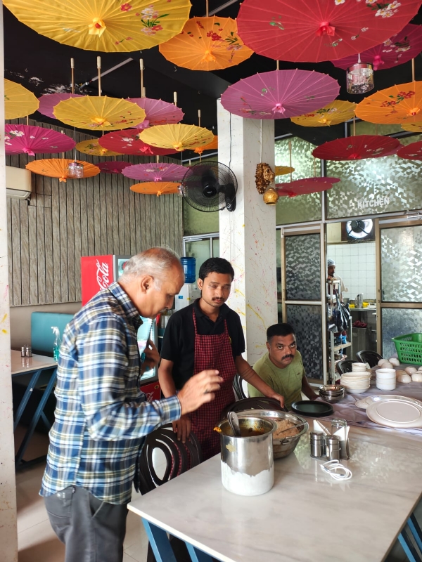 પોરબંદર મહાનગરપાલિકાની ફૂડ સેફ્ટી શાખાએ નિયમોનું ઉલ્લંઘન કરનાર વિરૂદ્ઘ કાર્યવાહી કરી રૂા. 9500 નો વહીવટી ચાર્જ વસૂલ્યો. પોરબંદર મહાનગરપાલિકાની ફૂડ સેફ્ટી શાખાએ નિયમોનું ઉલ્લંઘન કરનાર વિરૂદ્ઘ કાર્યવાહી કરી રૂા. 9500 નો વહીવટી ચાર્જ વસૂલ્યો.