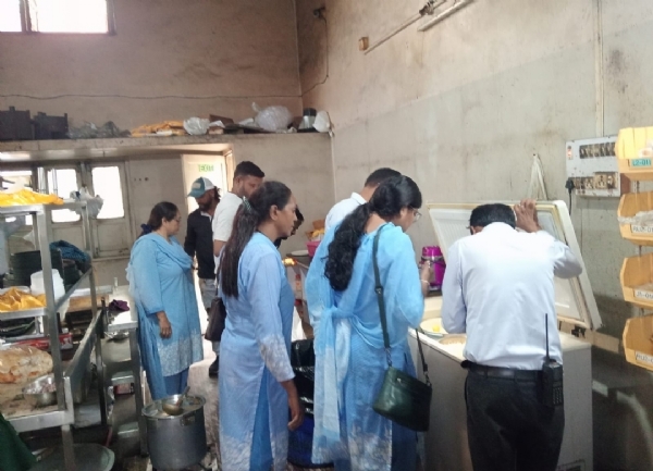42 નમૂના લેબોરેટરીમાં મોકલાયા