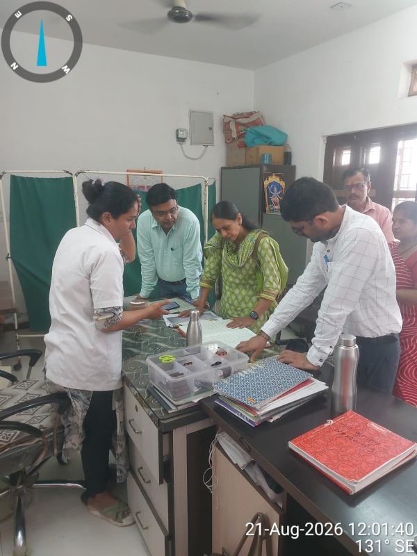 બેચરાજીના આયુષ્માન આરોગ્ય મંદિરમાં SRM ટીમે મુલાકાત લીધી
