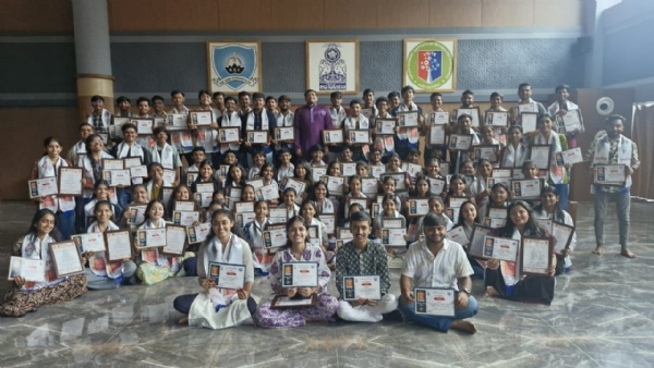 યુવા ગીતા – દ્વિતીય સોપાન : પરિચય શિબિર યુવા ગીતા – દ્વિતીય સોપાન : પરિચય શિબિર