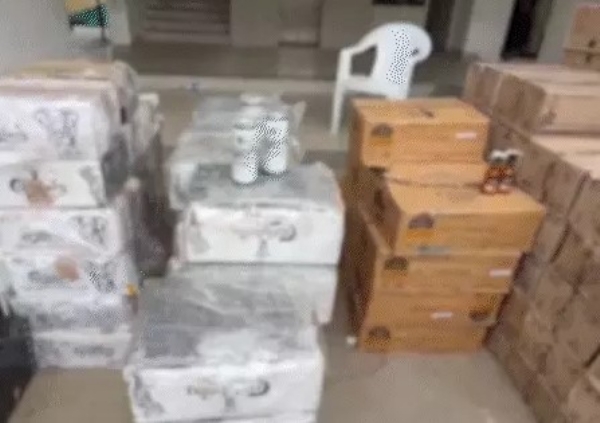 SMCA seizes 16,000 bottles of English liquor from Vadodara SMCA seizes 16,000 bottles of English liquor from Vadodara