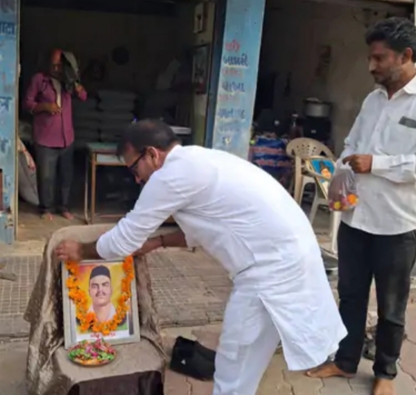 સિદ્ધપુરમાં શહીદ રાજગુરુને જન્મજયંતિ નિમિત્તે શ્રદ્ધાંજલિ.